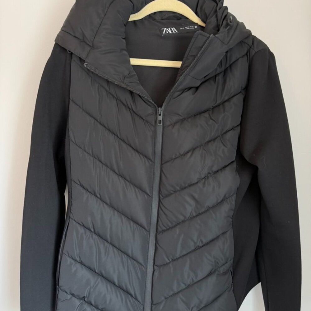 Zara Black Hooded Puffer Jacket XL Lightweight Quilted Stretch Sleeves